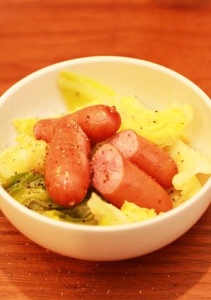 簡単！ソーセージとキャベツの白ワイン蒸し-レシピのメイン写真