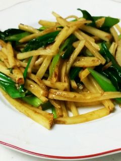 新じゃがと九条葱のカレー炒め-レシピのメイン写真