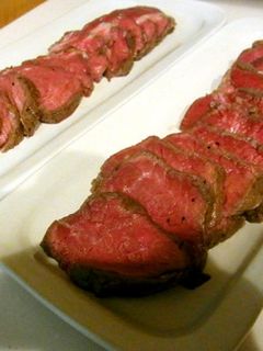 炊飯器で保温 とっても簡単ローストビーフ-レシピのメイン写真