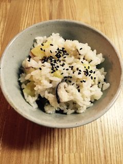 さつまいもご飯(・ω・)ノ-レシピのメイン写真