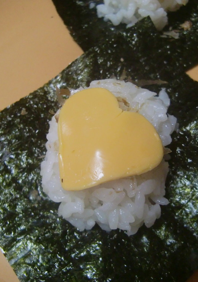 チーズとかつお節で手まきごはん-レシピのメイン写真