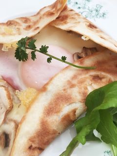 簡単朝食*トルティーヤでハムチガレット風-レシピのメイン写真