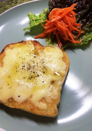 簡単！味噌ガーリックパン-レシピのメイン写真