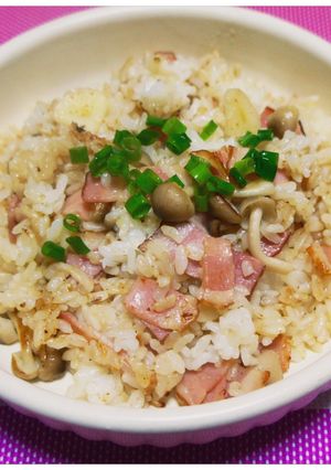 ベーコンとしめじの洋風炒飯-レシピのメイン写真