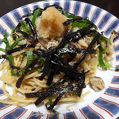 รูปของ しらすと大葉のきのこ和風パスタ