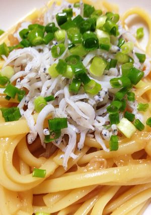 おろし玉ねぎとしらすとなめたけのパスタ-レシピのメイン写真