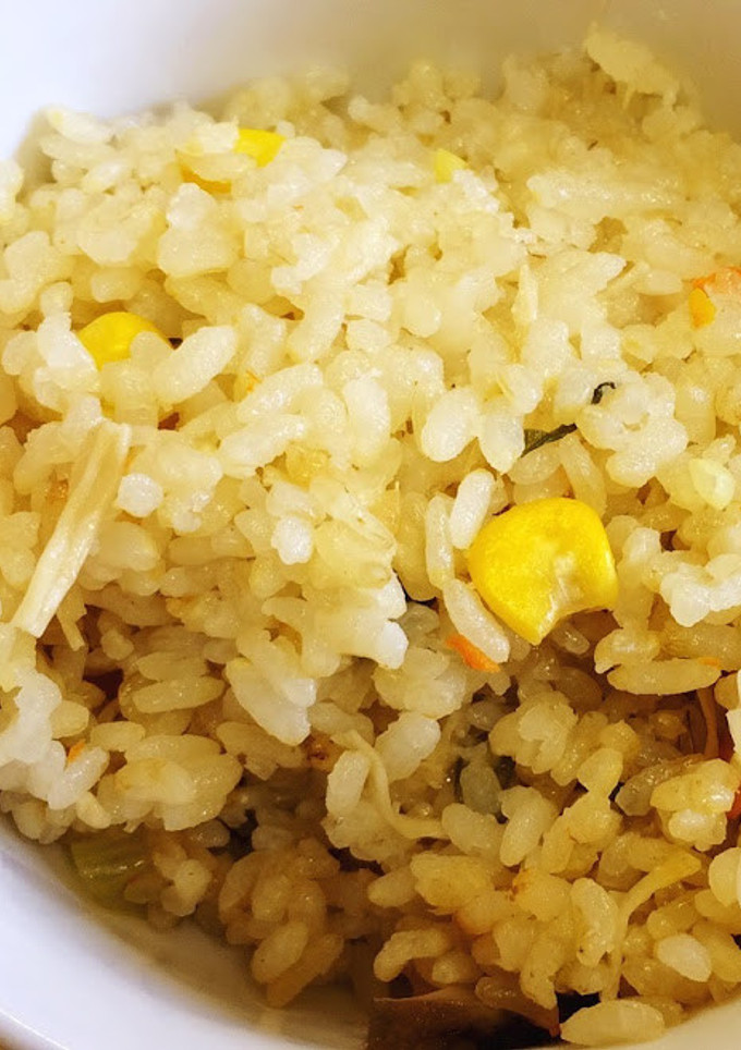 具がたっぷり★　中華風炊き込みご飯-レシピのメイン写真