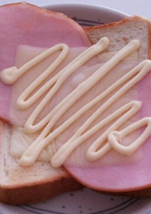 簡単朝食♡ロースハムトースト-レシピのメイン写真
