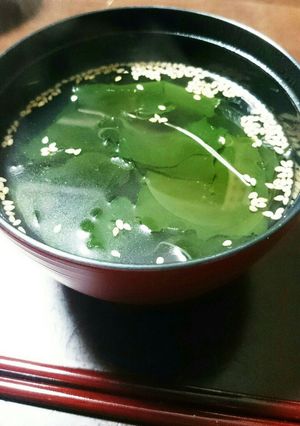忙しい朝に！即席わかめスープ-レシピのメイン写真