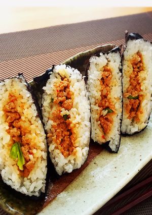 激ウマ！！超簡単肉味噌おにぎらず⁂-レシピのメイン写真