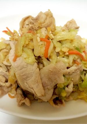 にんにくチューブで♪豚肉と野菜の旨塩炒め-レシピのメイン写真