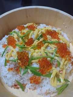 実家の味♪鮭といくらの混ぜ寿司☆簡単☆-レシピのメイン写真