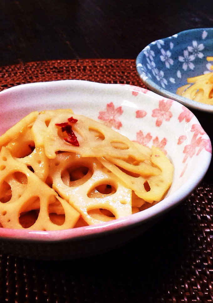 あともう一品☆蓮根のにんにく麺つゆ炒め-レシピのメイン写真