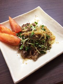 牛肉と玉ねぎのおかずサラダ-レシピのメイン写真