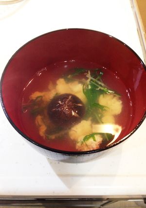 卵と水菜としいたけの白だしお吸いもの-レシピのメイン写真