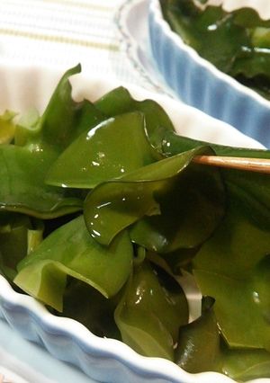 早春の味。焼きめかぶ(生めかぶの調理法)-レシピのメイン写真