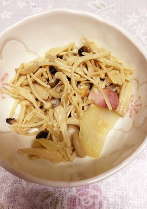 簡単♬きのことベーコンのバター炒め-レシピのメイン写真