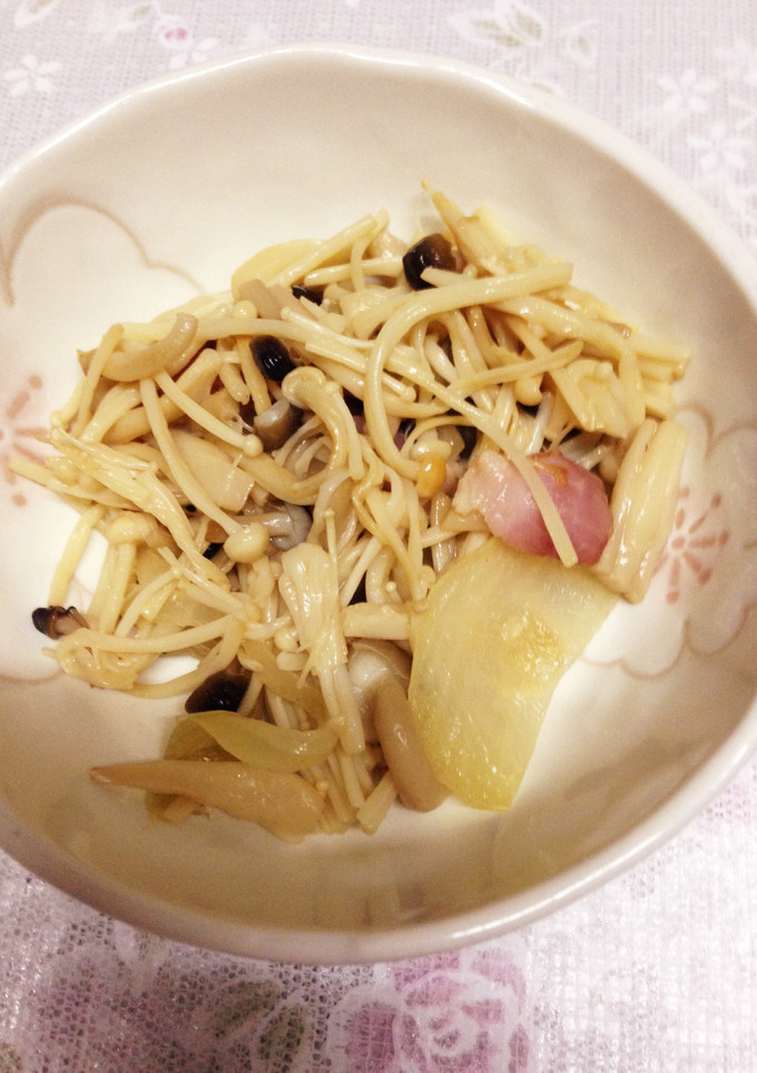 簡単♬きのことベーコンのバター炒め-レシピのメイン写真