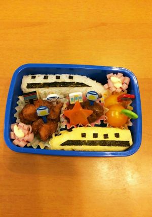 新幹線&ドクターイエロー☆キャラ弁-レシピのメイン写真