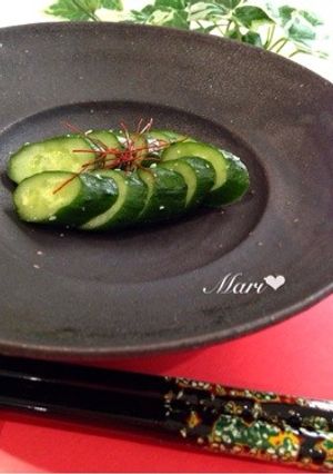 酒の肴に◎袋でモミモミきゅうりの塩麹漬け-レシピのメイン写真