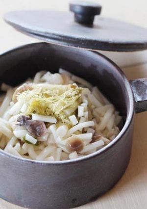 【離乳食後期】とろろ昆布とキノコのうどん-レシピのメイン写真