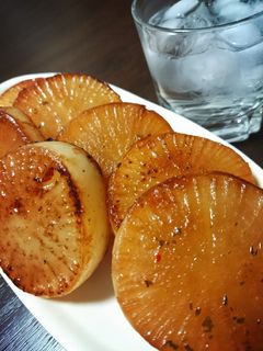 大根のガーリックバター醤油ステーキ♪-レシピのメイン写真