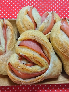 天然酵母でハートパン!-レシピのメイン写真