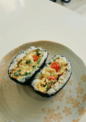 じゃがいもオムレツのおにぎらず-レシピのメイン写真