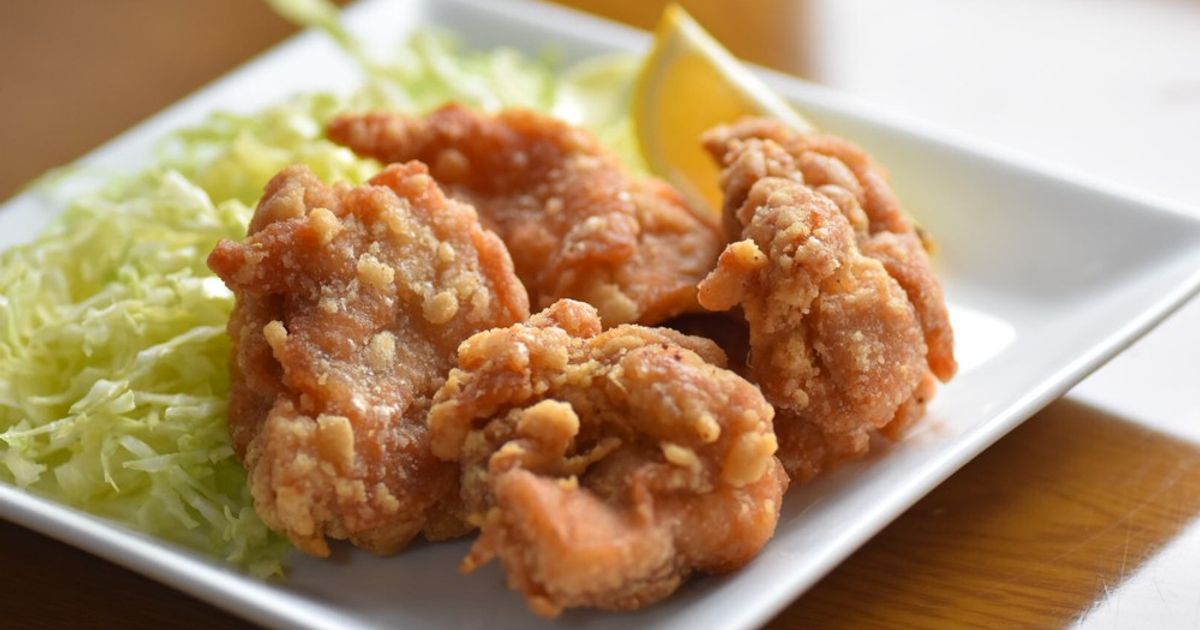 カラーラノンフライヤーで唐揚げ♡ カラーラ(ノンフライヤー)で鶏のから揚げ。外はカリッ、中は