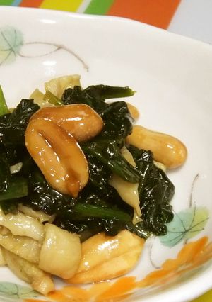 鶏皮とほうれん草のハニー×ナッツ炒め-レシピのメイン写真