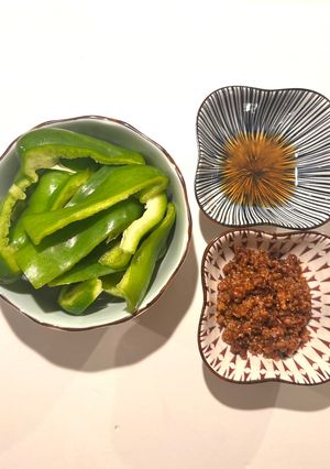 シャキシャキパリパリピーマン、肉味噌-レシピのメイン写真
