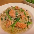 サーモンとほうれん草のクリームパスタ