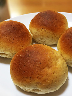 ほんのり甘い☆簡単、うちの定番ライ麦パン-レシピのメイン写真