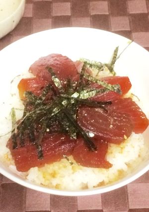 シンプル簡単*まぐろの漬け丼-レシピのメイン写真