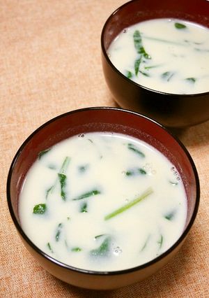 簡単！ほうれん草の豆乳味噌スープ-レシピのメイン写真