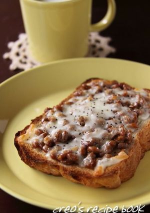 ブラックペッパー入り納豆トースト-レシピのメイン写真