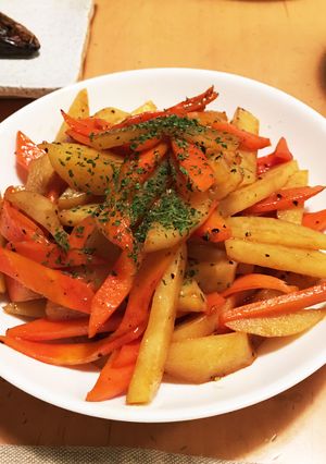 じゃがいもと人参のソース炒め-レシピのメイン写真