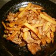 牛肉とじゃがいもの甘辛炒め
