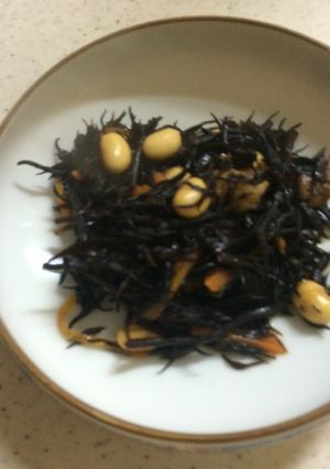 お弁当の一品に！ご飯のお供にひじきの煮物-レシピのメイン写真