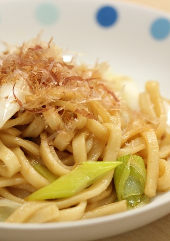冷凍うどんの簡単ねぎ焼きうどん-レシピのメイン写真