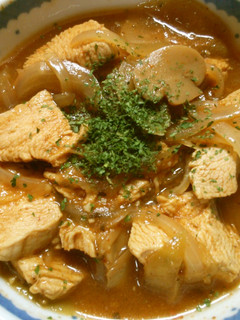 簡単♪鶏むね肉と玉ねぎの 洋風!ビール煮-レシピのメイン写真