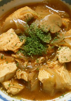 簡単♪鶏むね肉と玉ねぎの 洋風！ビール煮-レシピのメイン写真