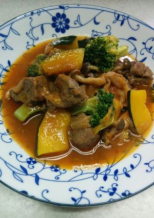 野菜たっぷり圧力鍋でトマトビーフシチュー-レシピのメイン写真