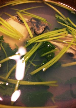 牡蠣と三つ葉のお吸い物-レシピのメイン写真