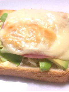 簡単朝食!アボカドチーズトースト-レシピのメイン写真