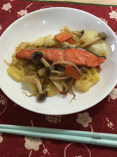 塩鮭の野菜たっぷりバター蒸し焼き-レシピのメイン写真