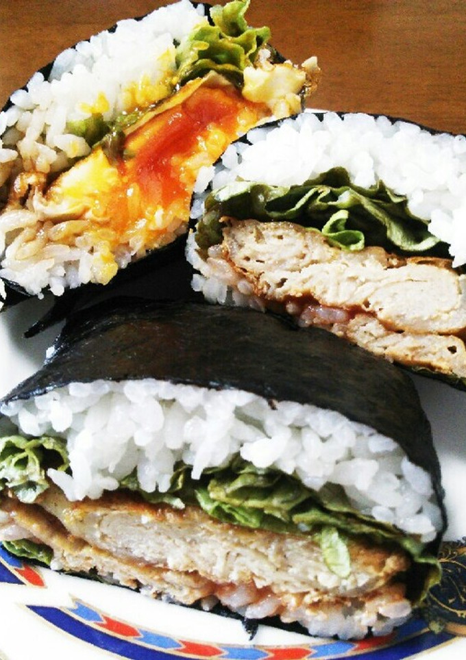 ピカタと目玉焼きのおにぎらず☆-レシピのメイン写真
