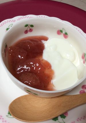 グツグツ煮ました、イチゴジャム。-レシピのメイン写真