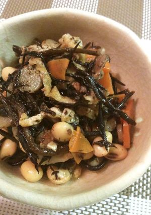 具だくさん！豚肉入りひじきの煮物-レシピのメイン写真