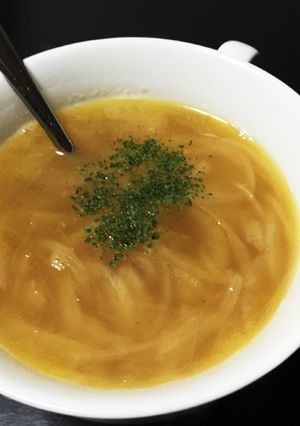 フライパン１つでオニオンスープ-レシピのメイン写真